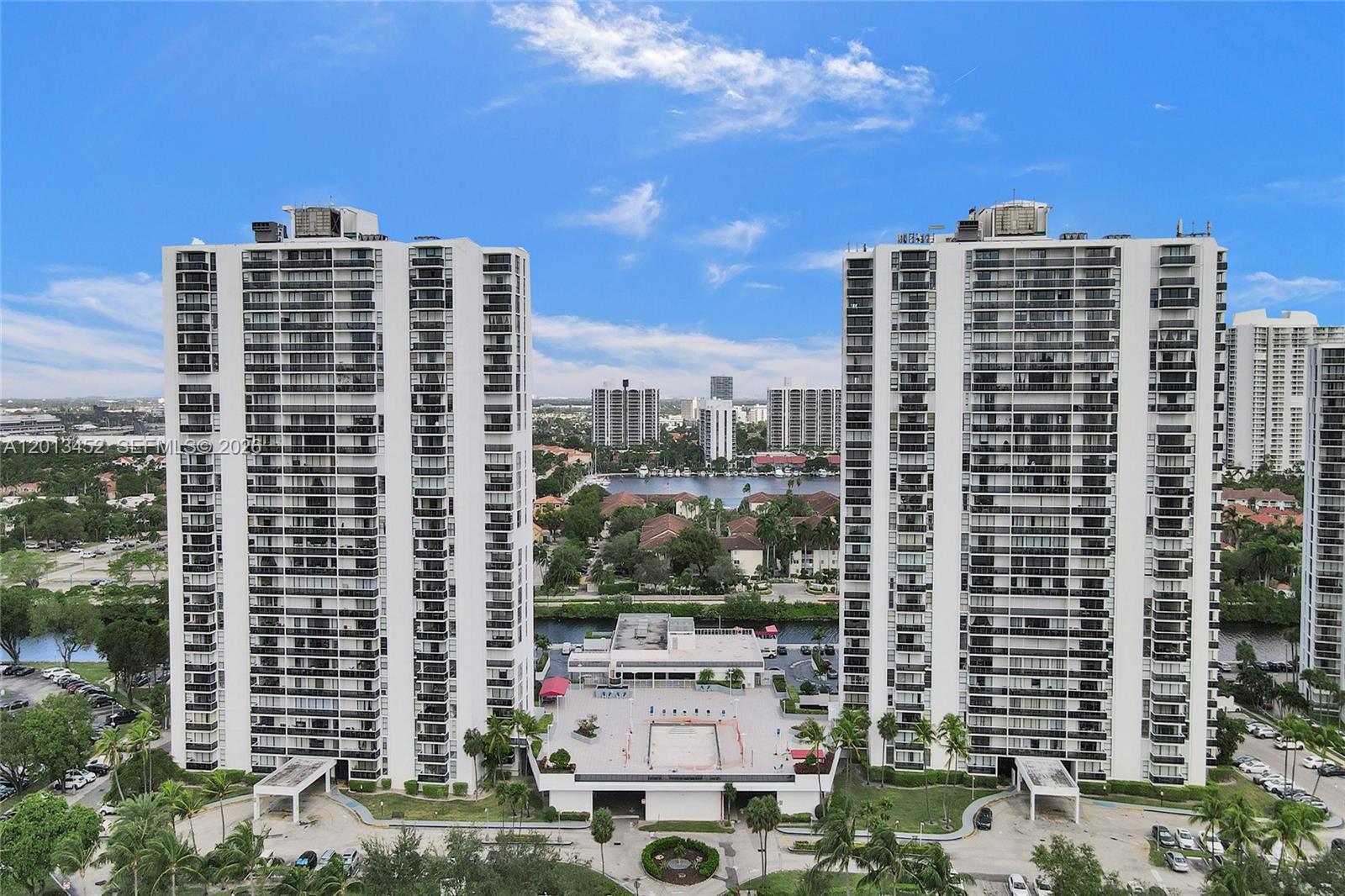 AVENTURA ELDORADO CONDO - Residential