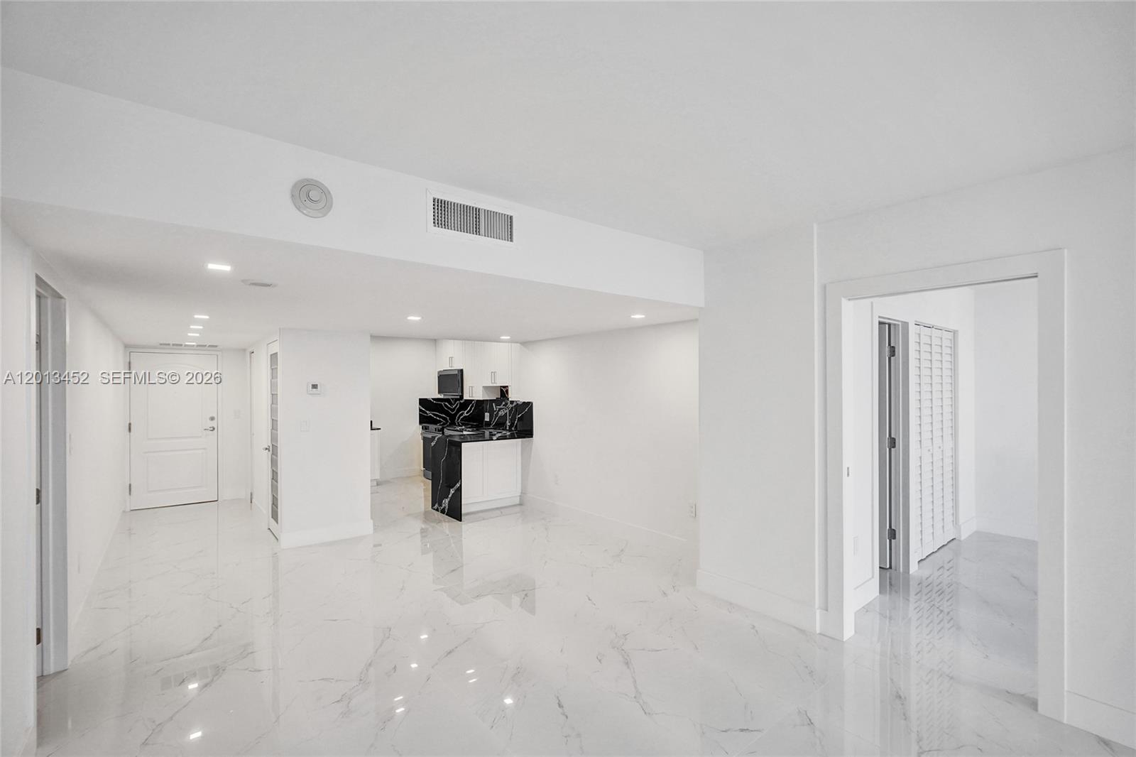 AVENTURA ELDORADO CONDO - Residential