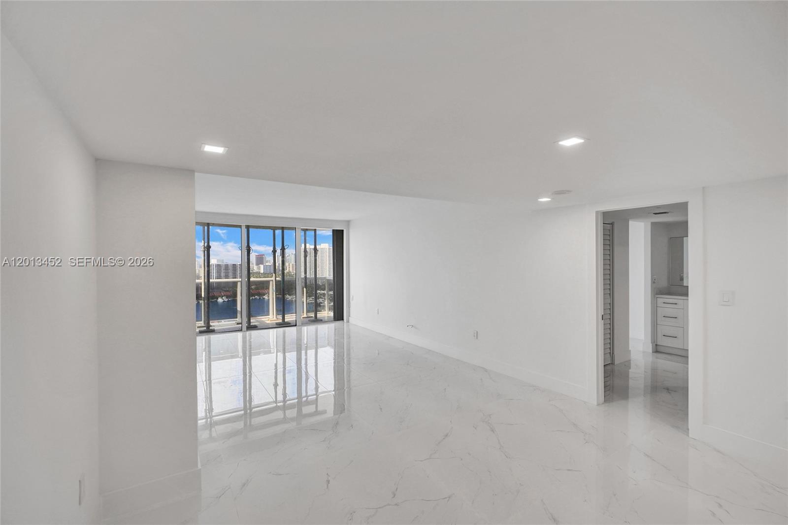 AVENTURA ELDORADO CONDO - Residential