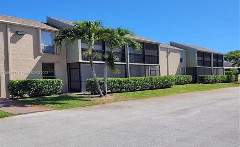 Photo of 7175 Orange Dr #315H, Davie, FL 33314 (MLS # A11888832)
