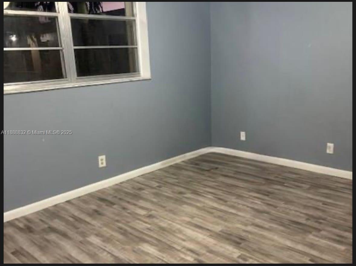 COUNTRY PINES CONDO - Residential