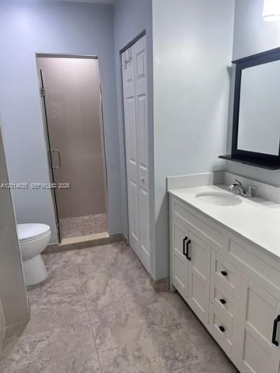 LAGO LARGO - Residential Lease