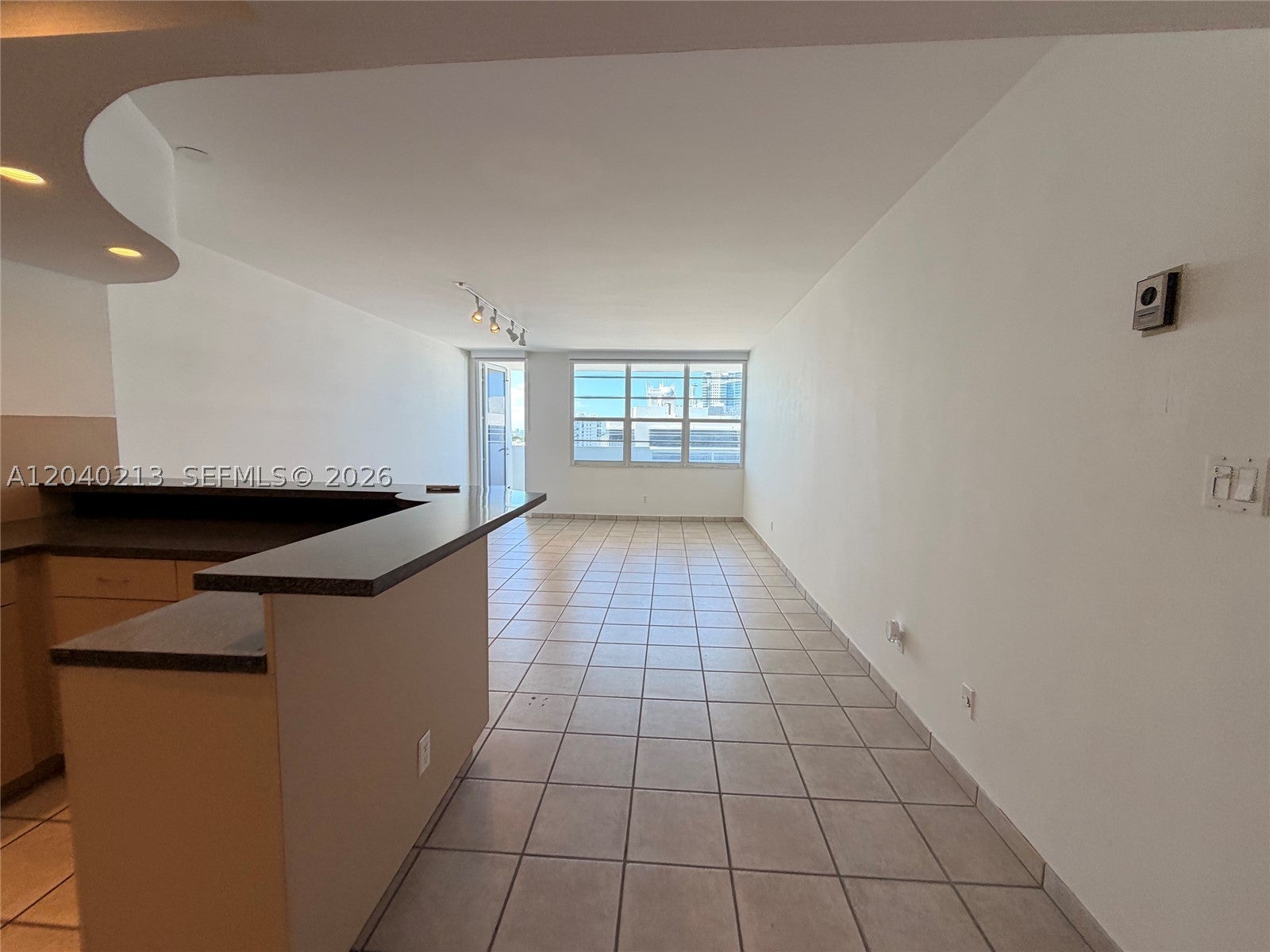 100 Lincoln Rd 1410