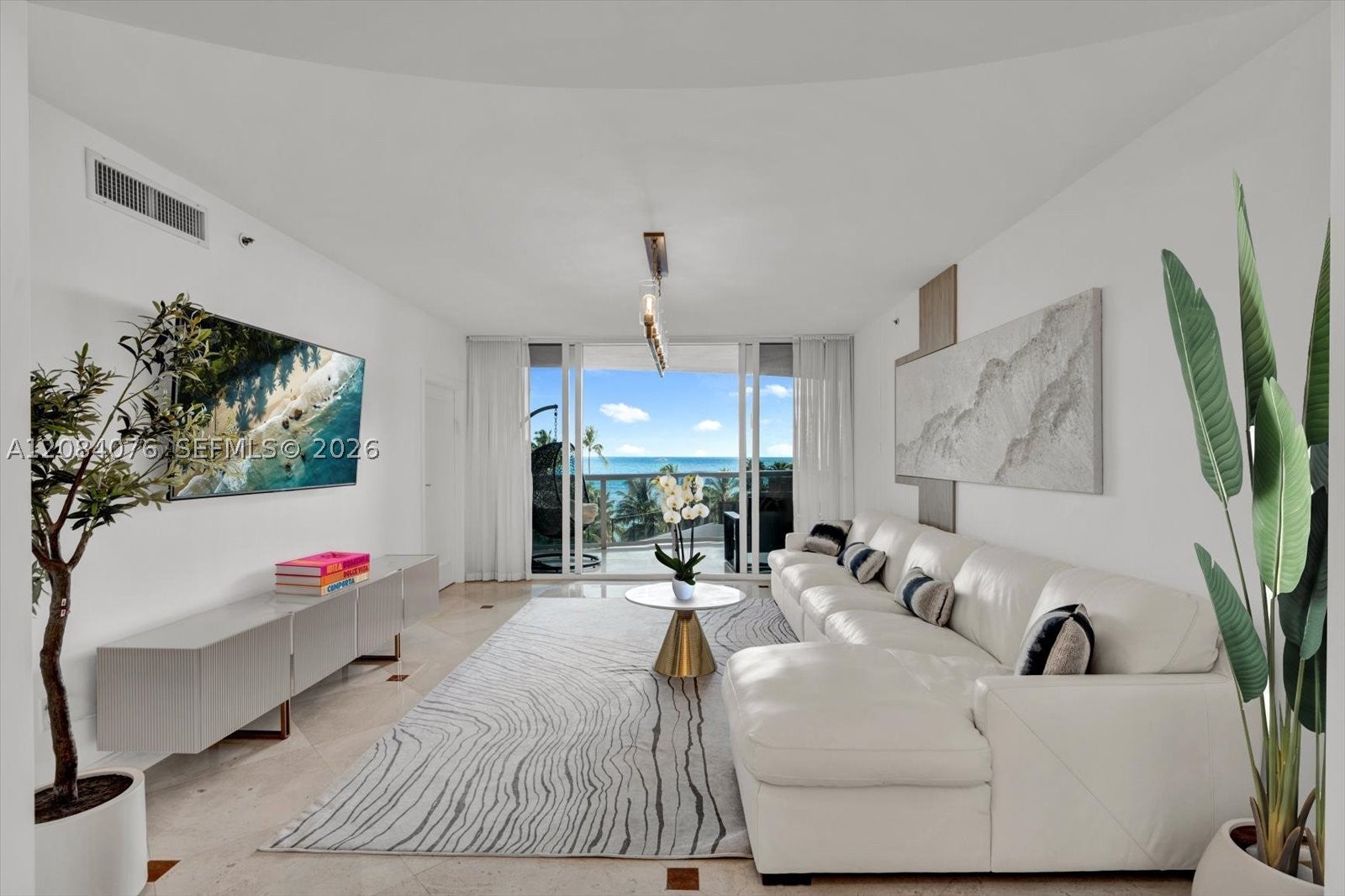 18911 Collins Ave 606
