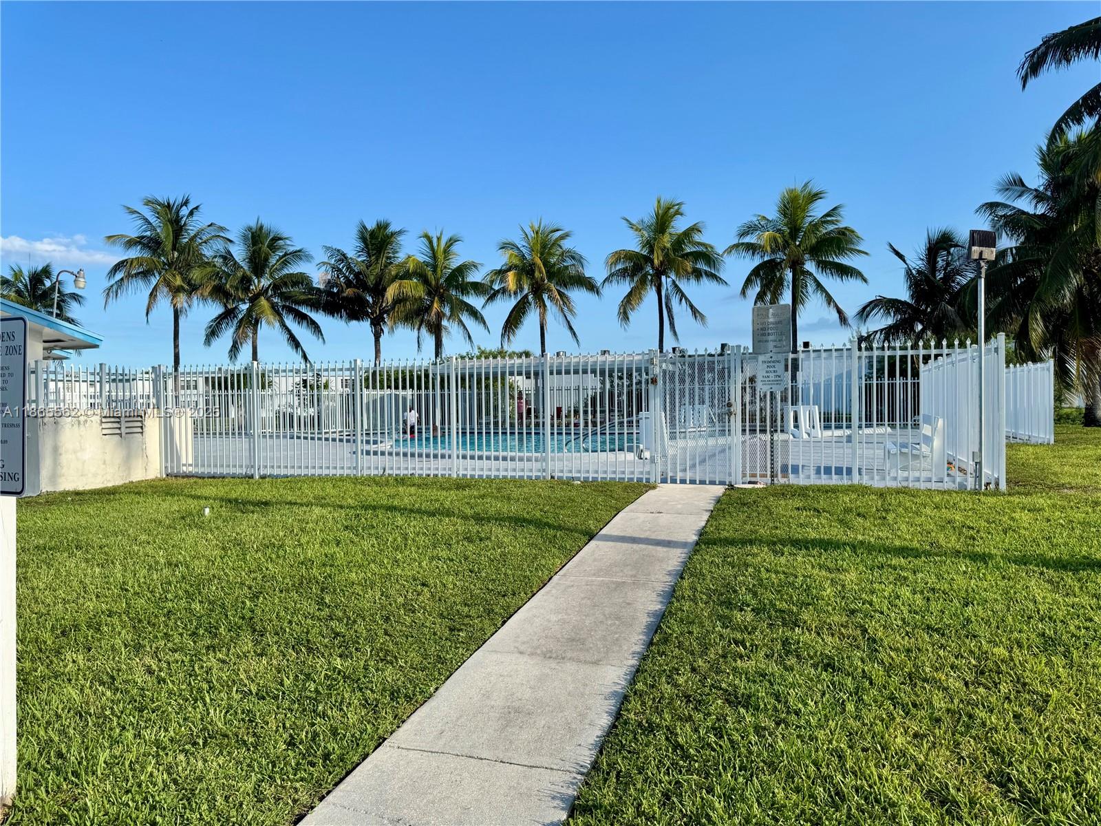 RO-MONT GARDENS ANDOVER C - Residential