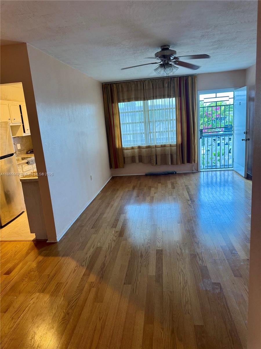 52 NE 204th St 32