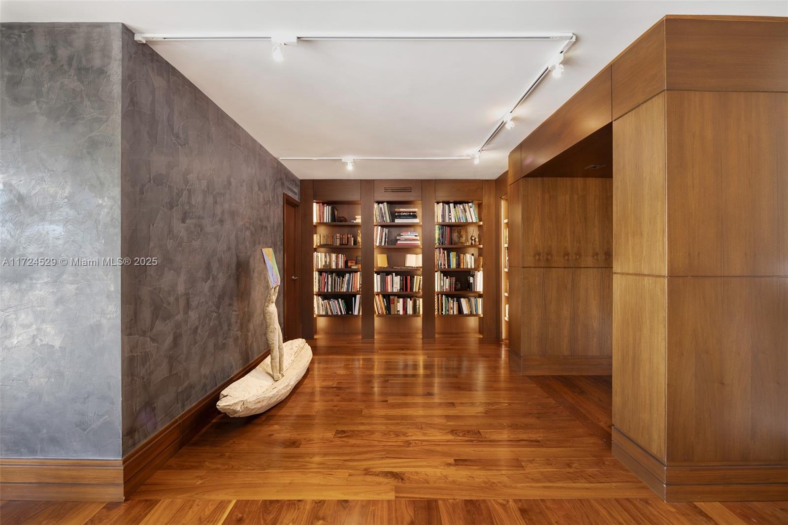 GROVE ISLE CONDO - Residential