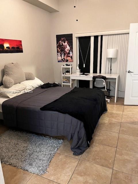 VALENCIA CONDO - Residential