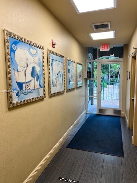 VALENCIA CONDO - Residential