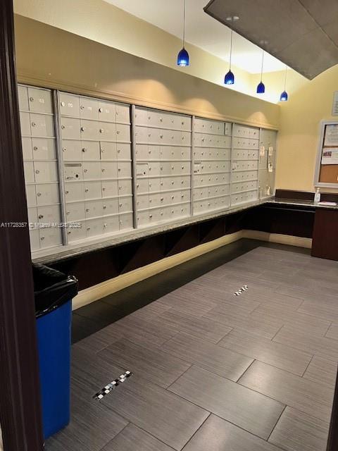 VALENCIA CONDO - Residential