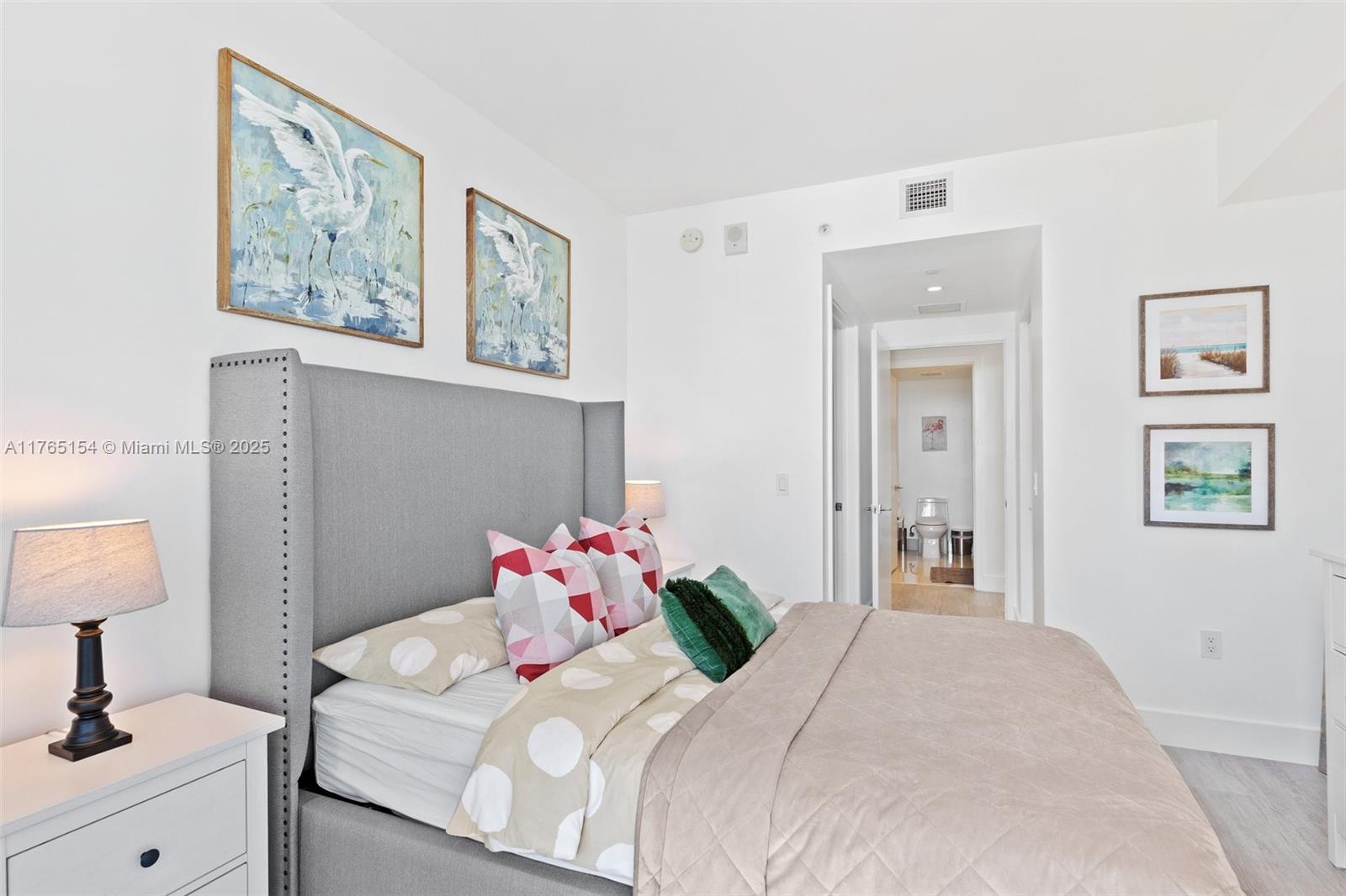 3401 MIDTOWN CONDO - Residential Lease