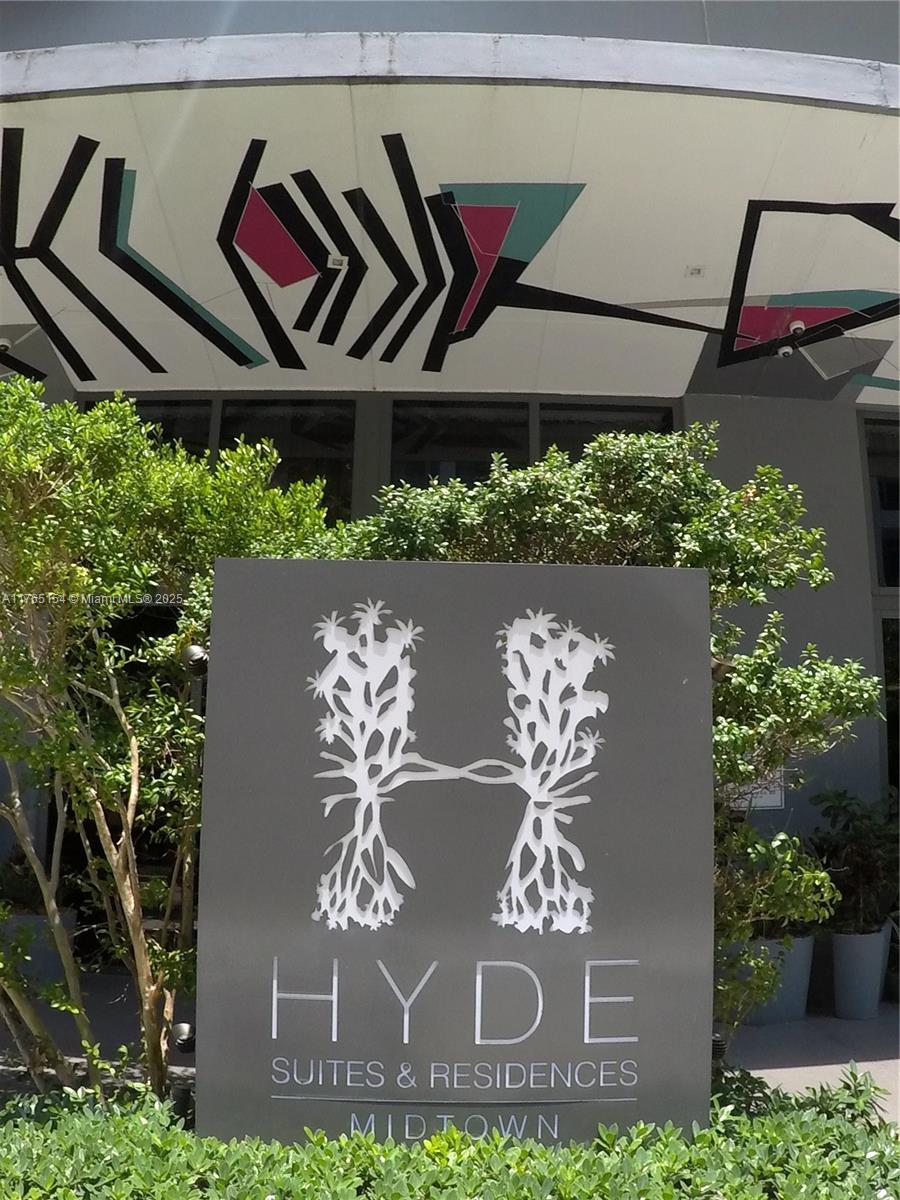 3401 MIDTOWN CONDO - Residential Lease