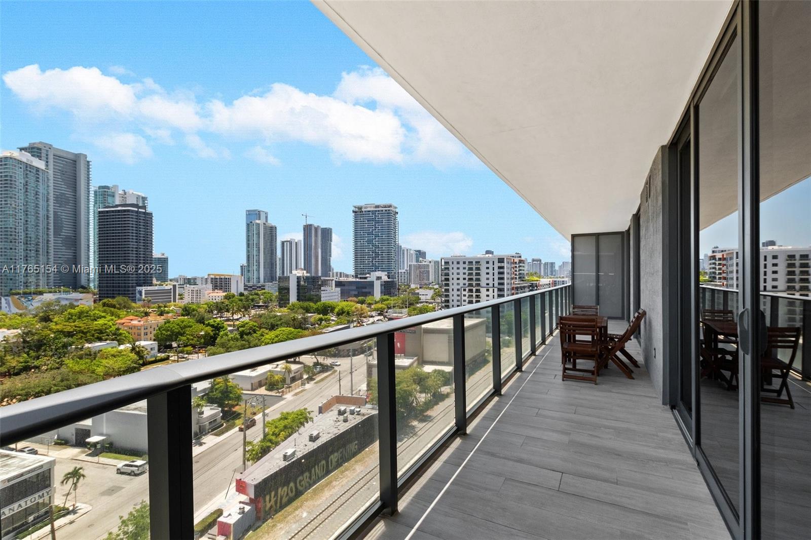 3401 MIDTOWN CONDO - Residential Lease