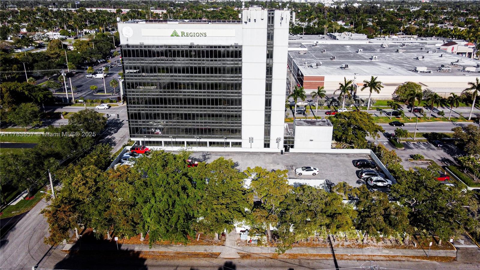 Now offering affordable office sublease opportunities in prime locations including Doral, Kendall, Hialeah, Homestead, North Miami Beach, Hollywood, and Coral Gables — for just $1,000/month! Each space offers flexible lease terms, making them ideal for professionals, creatives, and small businesses looking for a convenient and cost-effective workspace. -Office sizes range from 700–1,000 sqft -Available for use from 7:30AM – 2:00PM (some time slots may vary by location) -Well-maintained, professional environments -Easy access and great visibility Call for more details and to schedule your appointment today. Don’t miss this opportunity to elevate your business presence across Miami and Broward!
