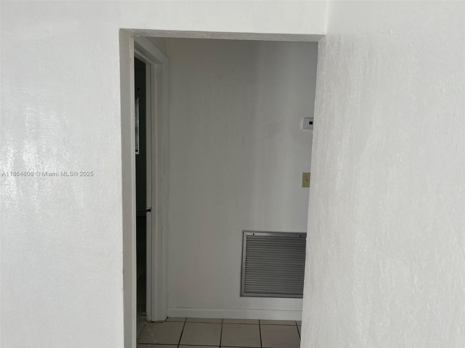 HOLLYWOOD BEACH HEIGHTS S - Residential Lease