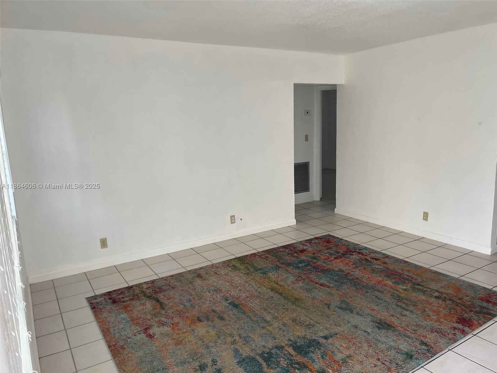 HOLLYWOOD BEACH HEIGHTS S - Residential Lease