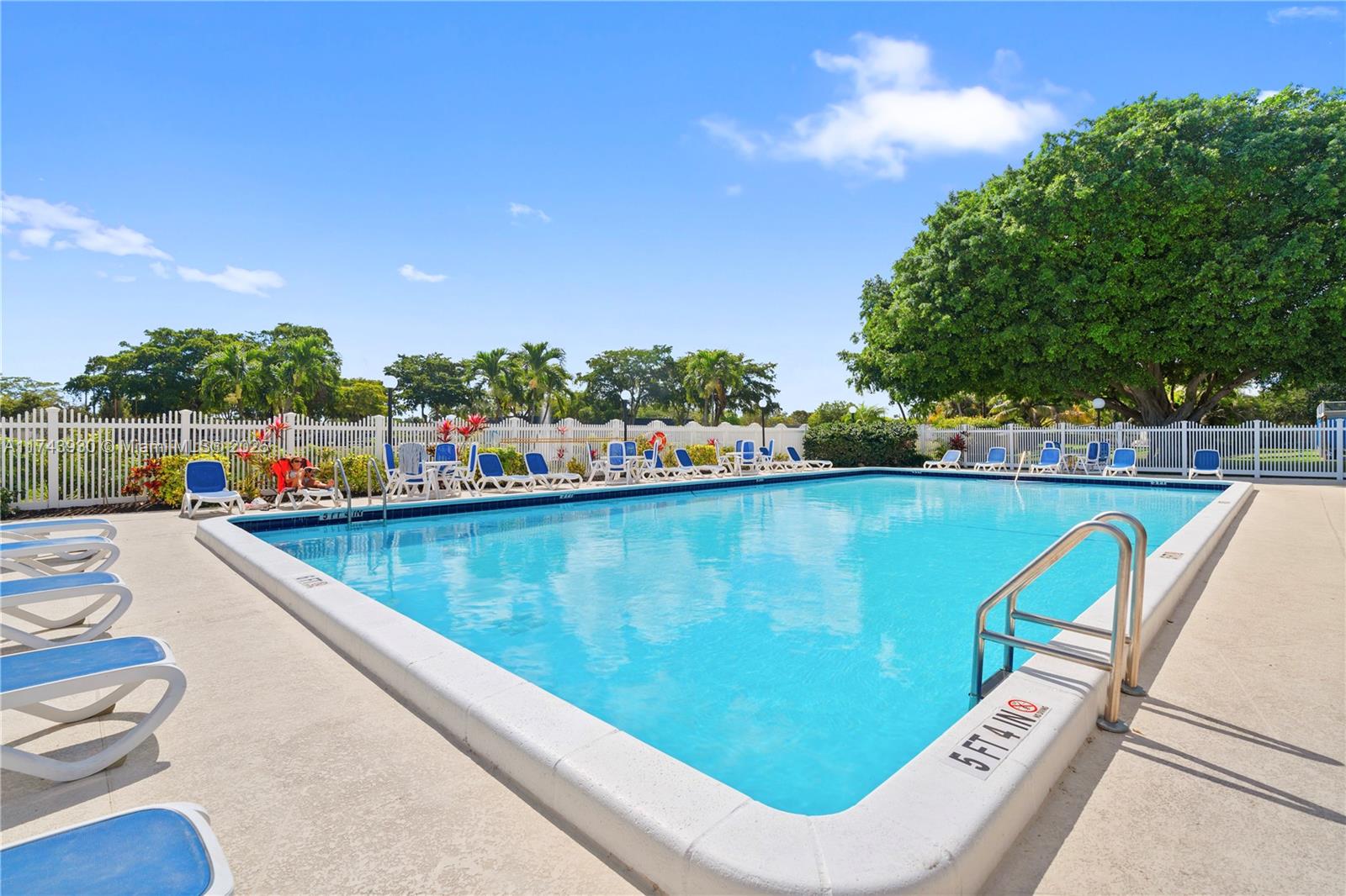 HIGHLAND MEADOWS ESTATES - Residential