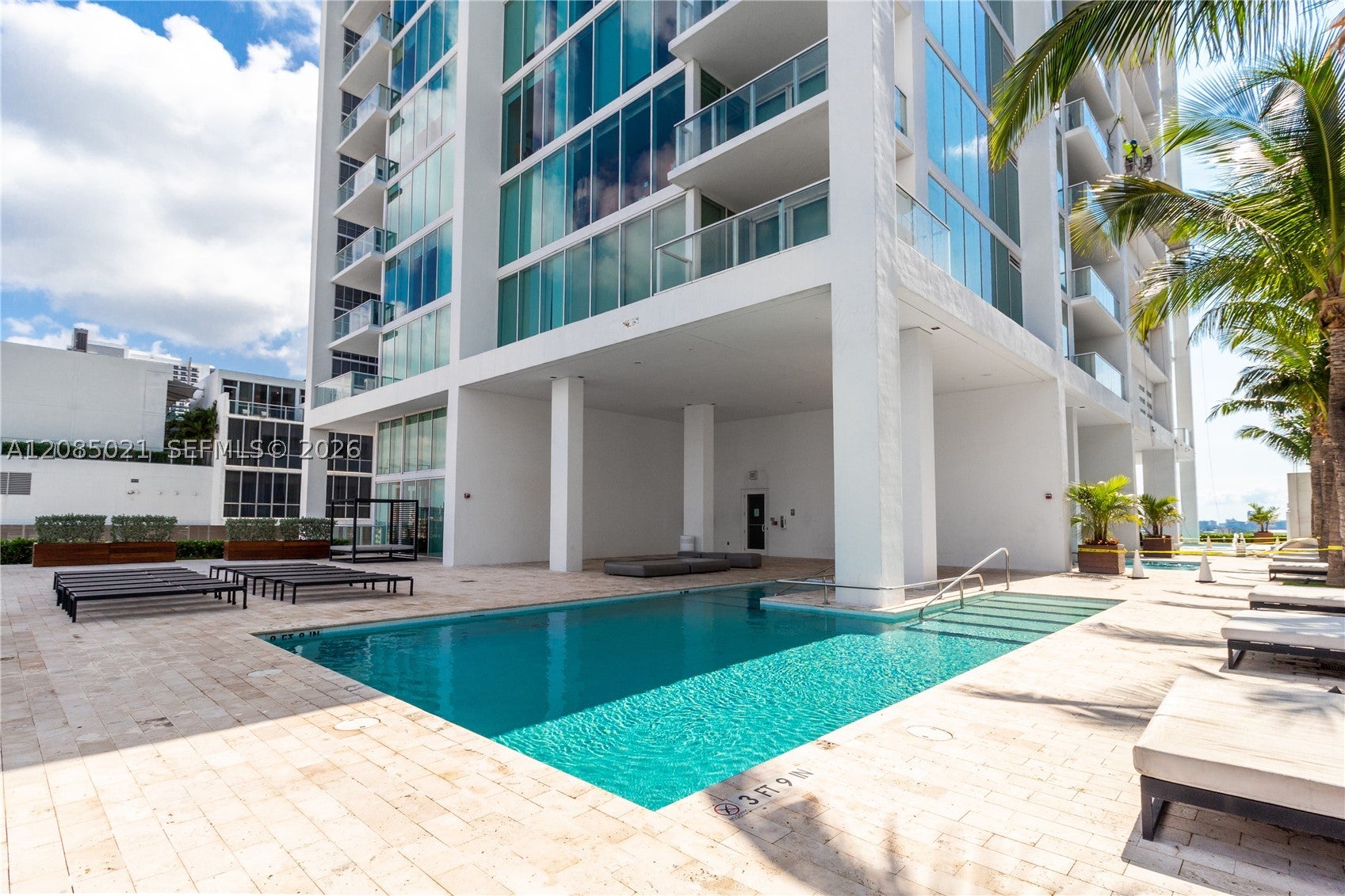 1040 Biscayne Blvd 1806
