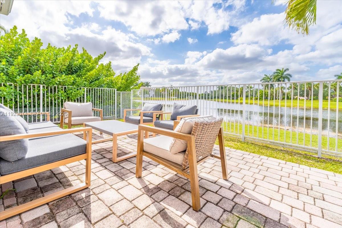 SECTOR 2-PARCELS 12 13 14 - Residential Lease