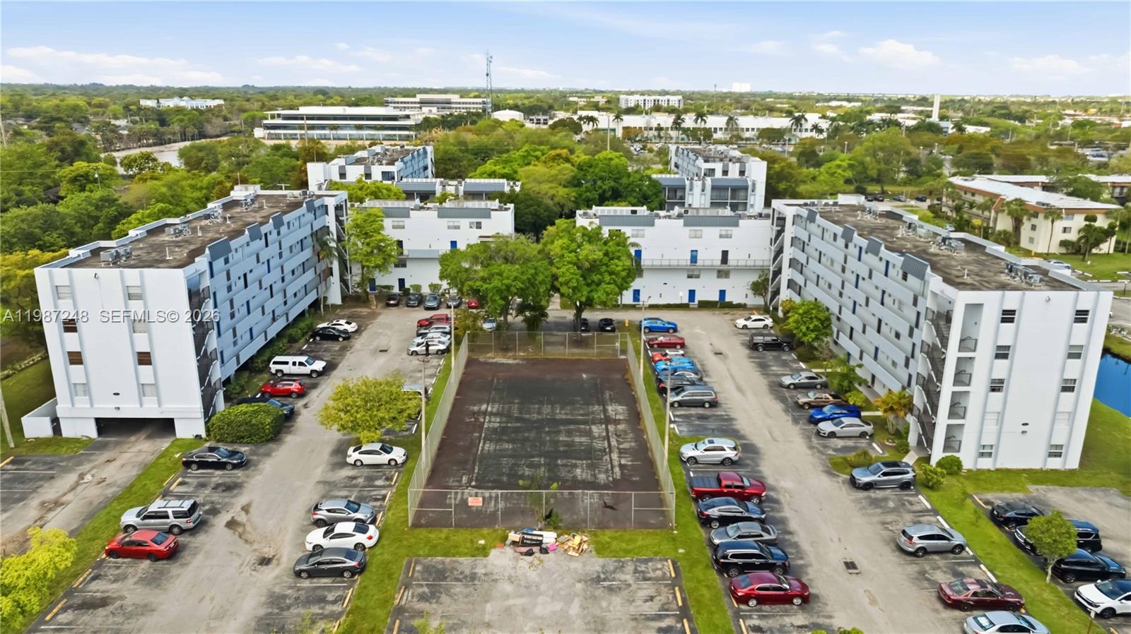 VILLAGE SQUARE CONDO - Residential