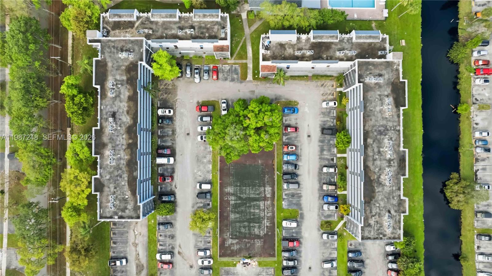 VILLAGE SQUARE CONDO - Residential