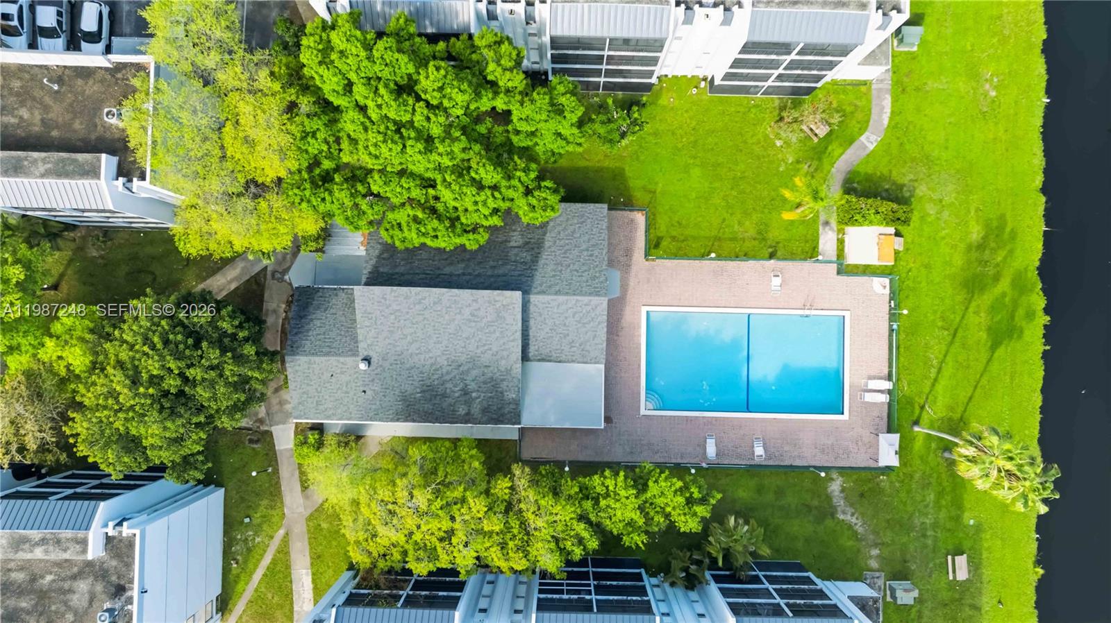 VILLAGE SQUARE CONDO - Residential