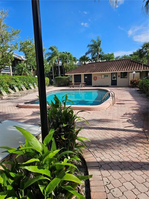 A home in Oakland Park