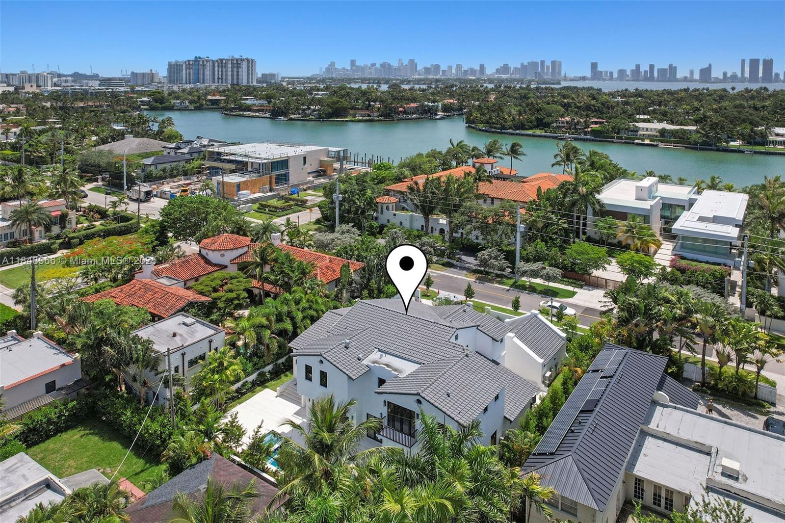 AMD PLAT OF SUNSET LAKE S - Residential