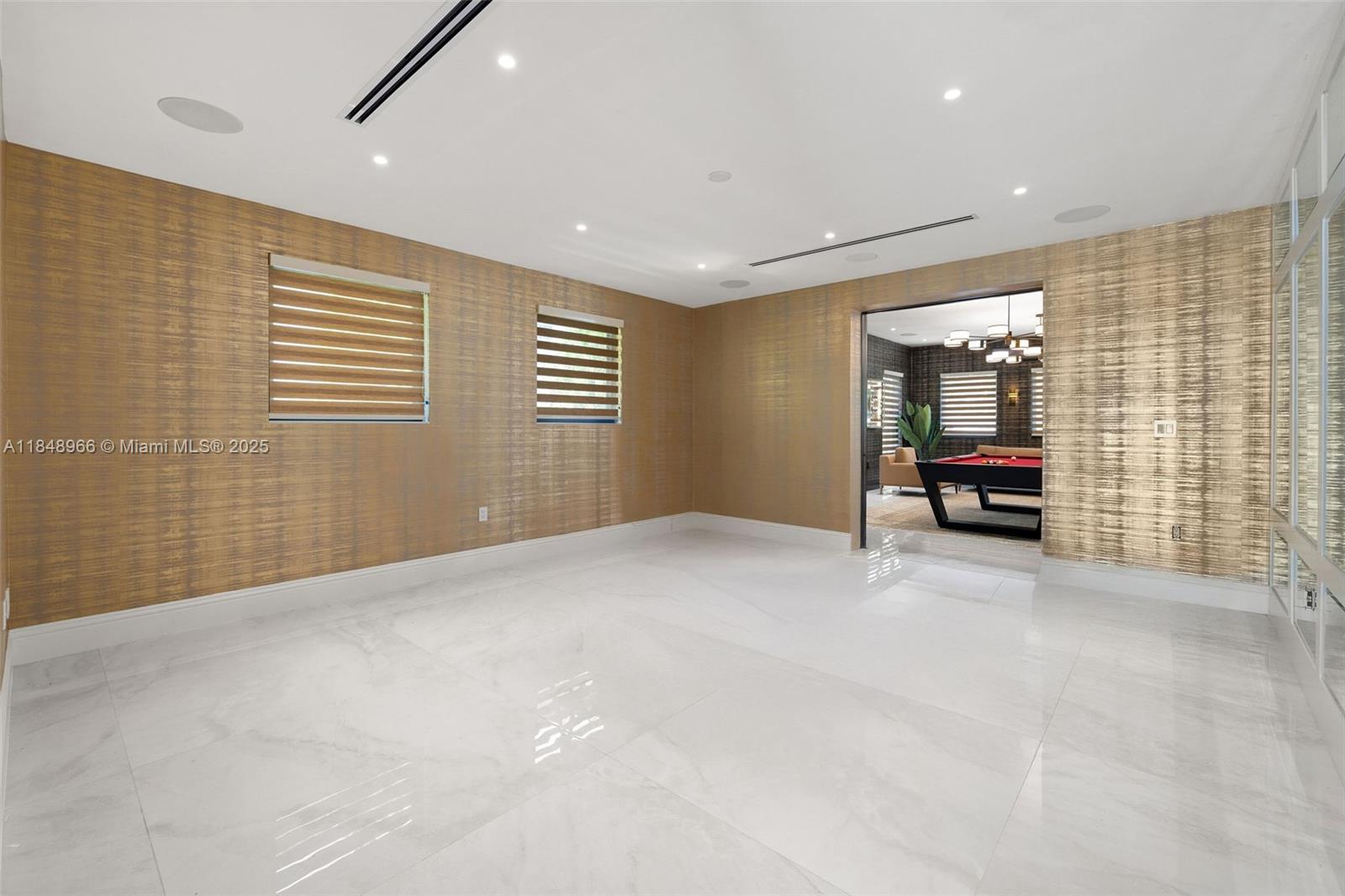 AMD PLAT OF SUNSET LAKE S - Residential