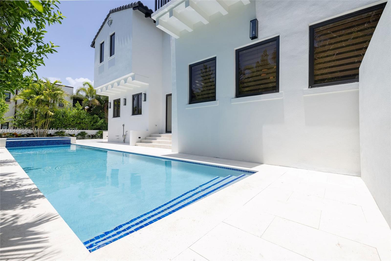 AMD PLAT OF SUNSET LAKE S - Residential