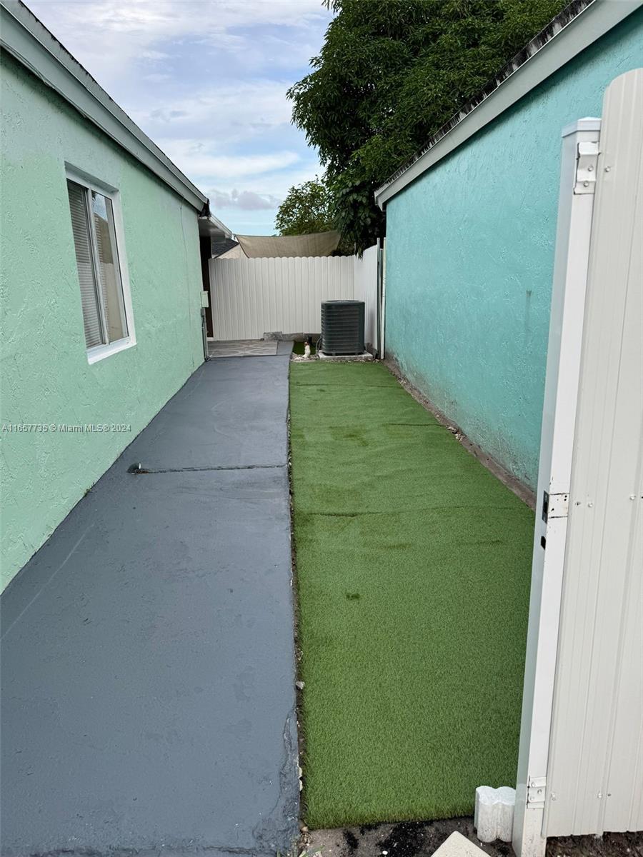 LESLIE ESTATES SEC 15 - Residential Lease