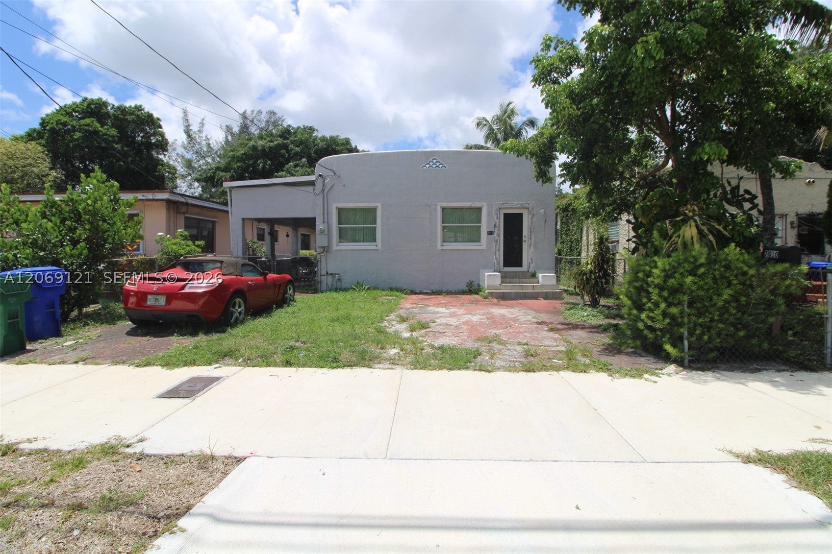 7010 NW 6th Ave