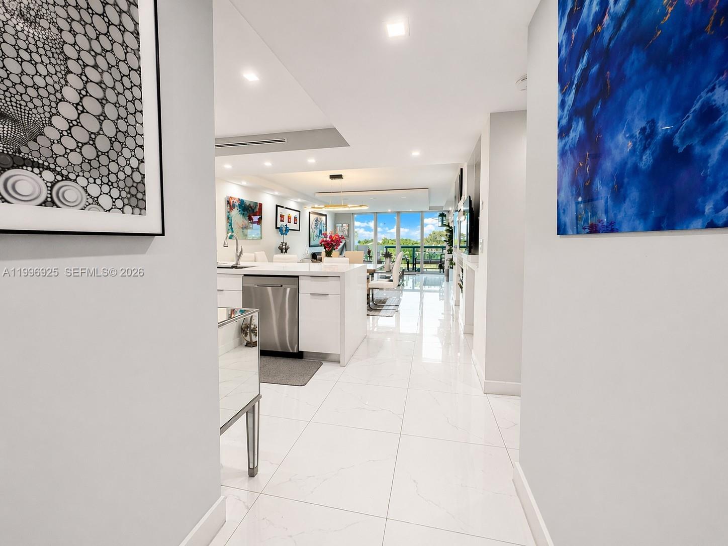 THE PALMS CONDO - Residential Lease