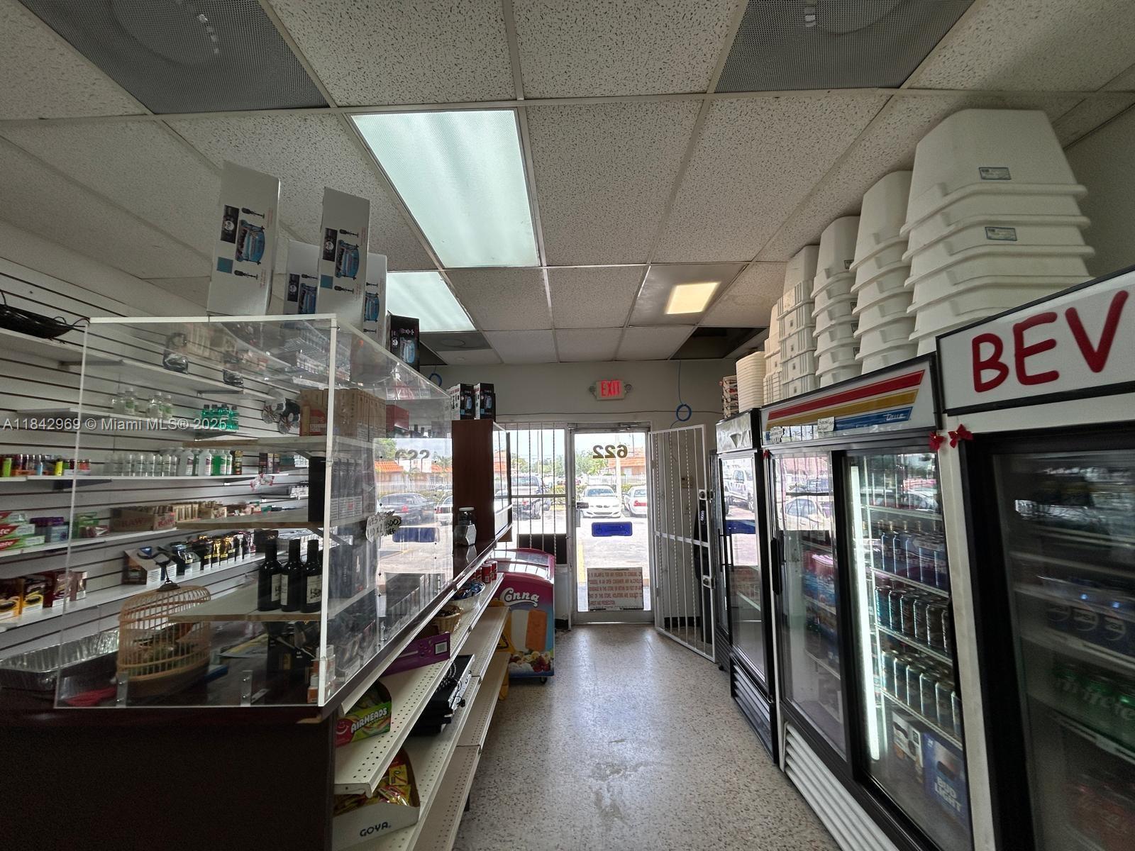 622 E 9th Street