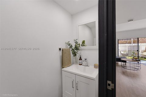 Tiny photo for 10137 SW 77th Ct, Miami, FL 33156 (MLS # A12041177)