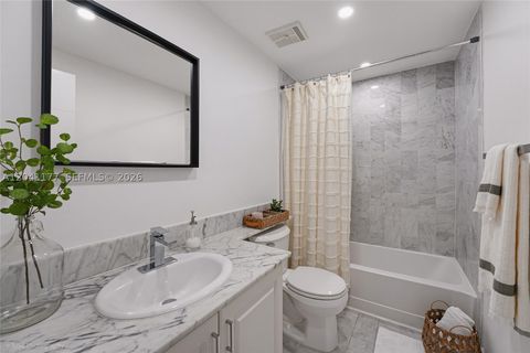 Tiny photo for 10137 SW 77th Ct, Miami, FL 33156 (MLS # A12041177)