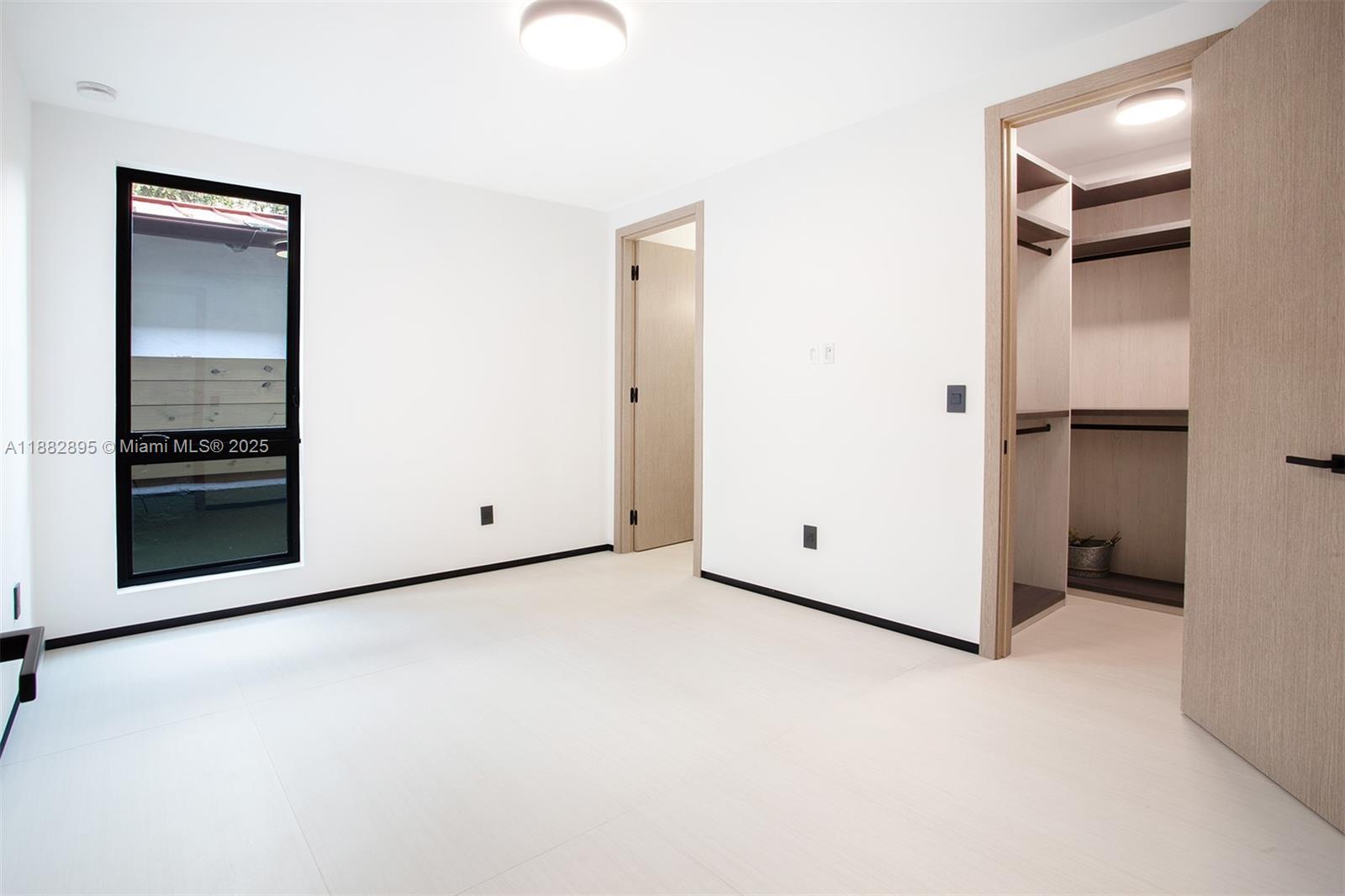 HOLLEMAN PARK - Residential