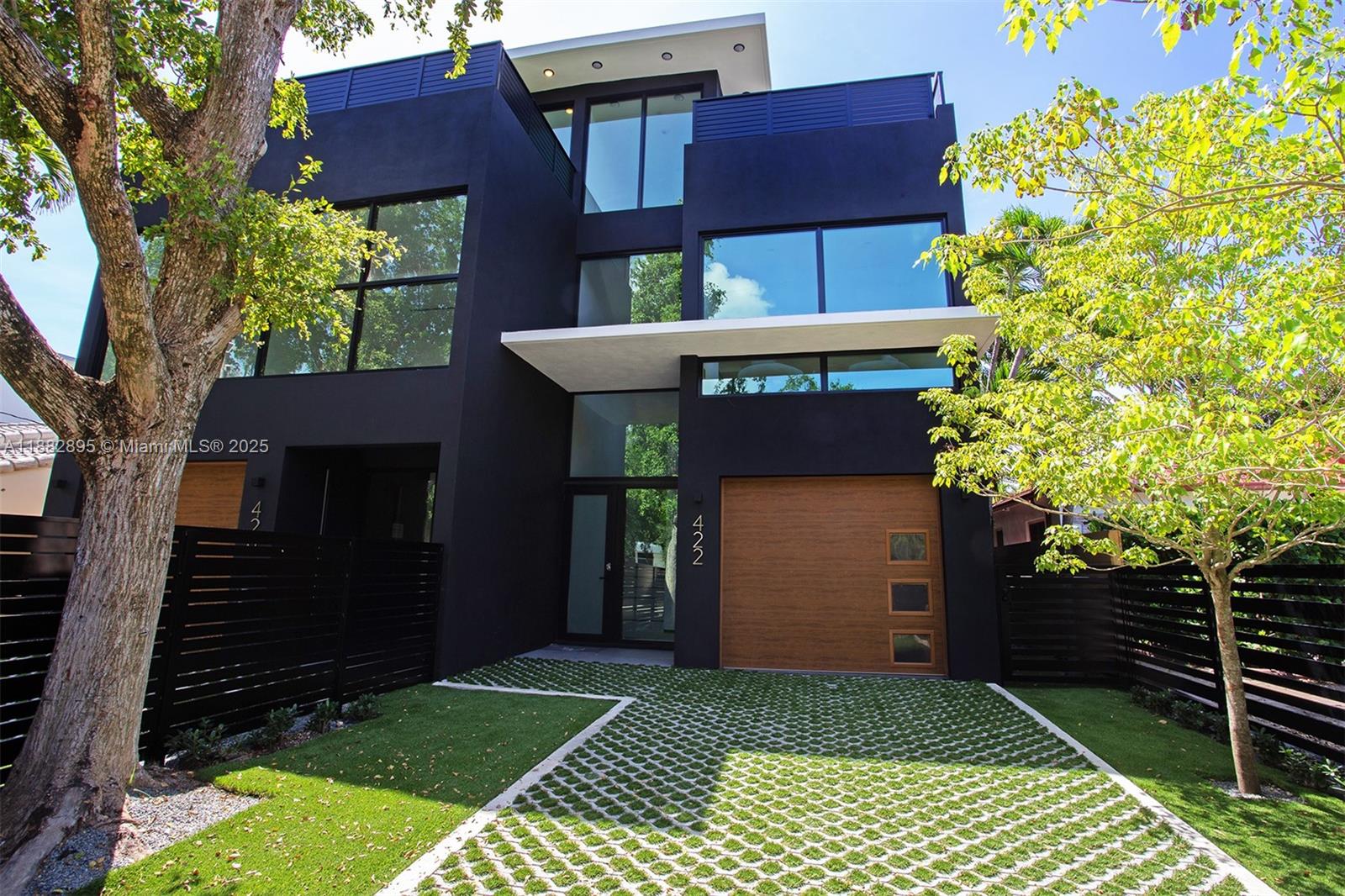 HOLLEMAN PARK - Residential