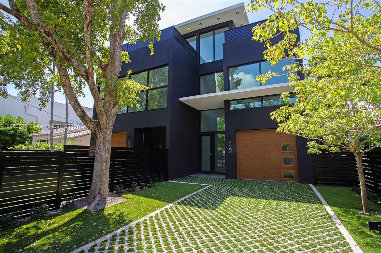 HOLLEMAN PARK - Residential