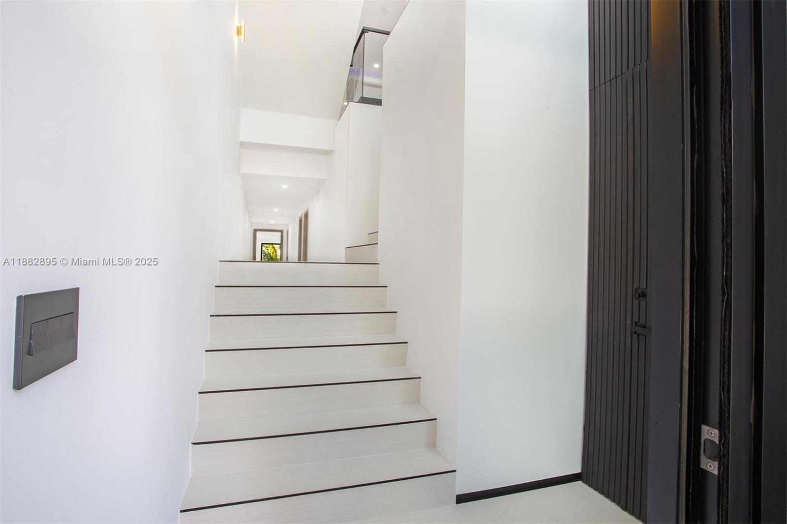 HOLLEMAN PARK - Residential