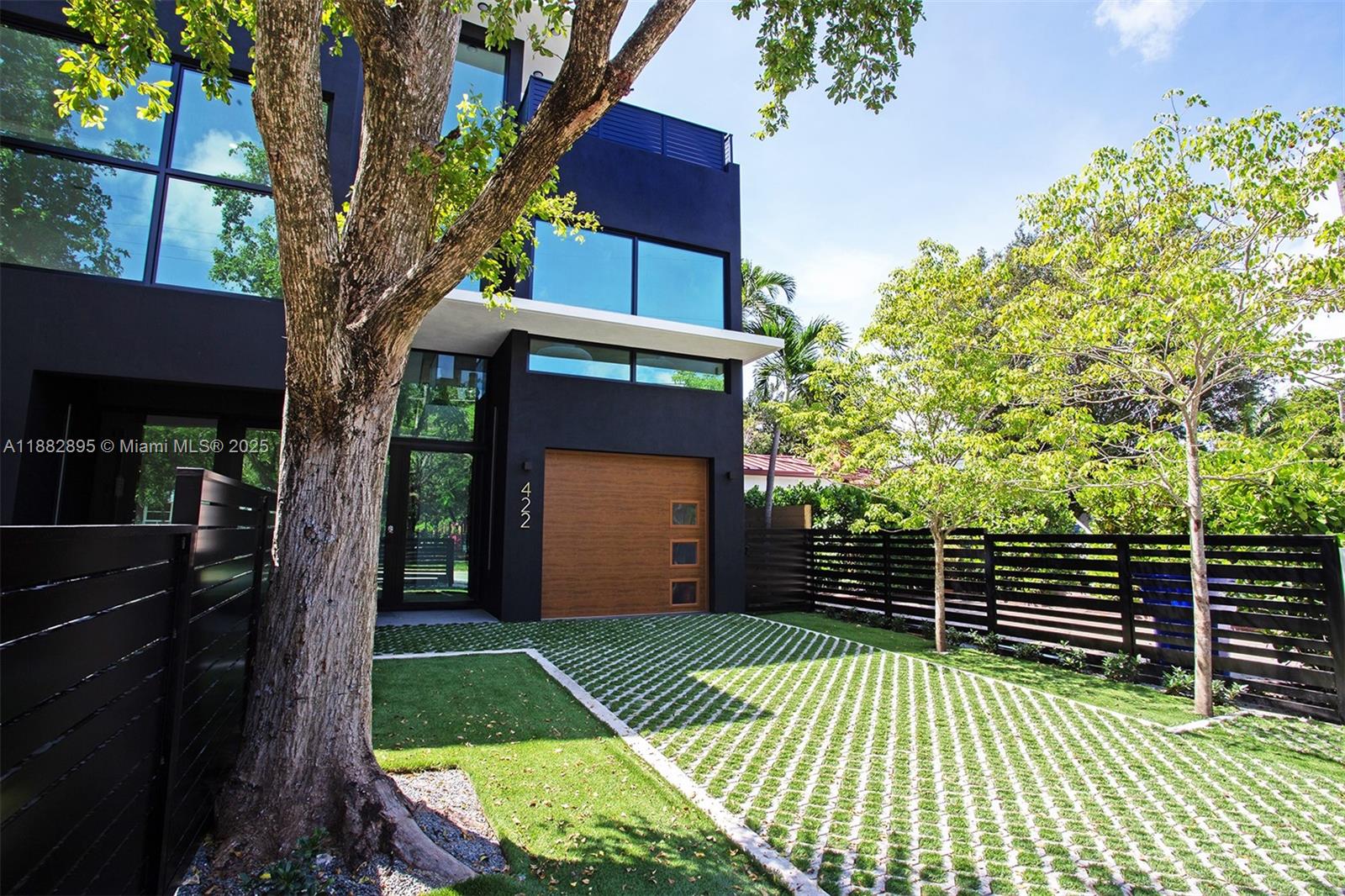 HOLLEMAN PARK - Residential