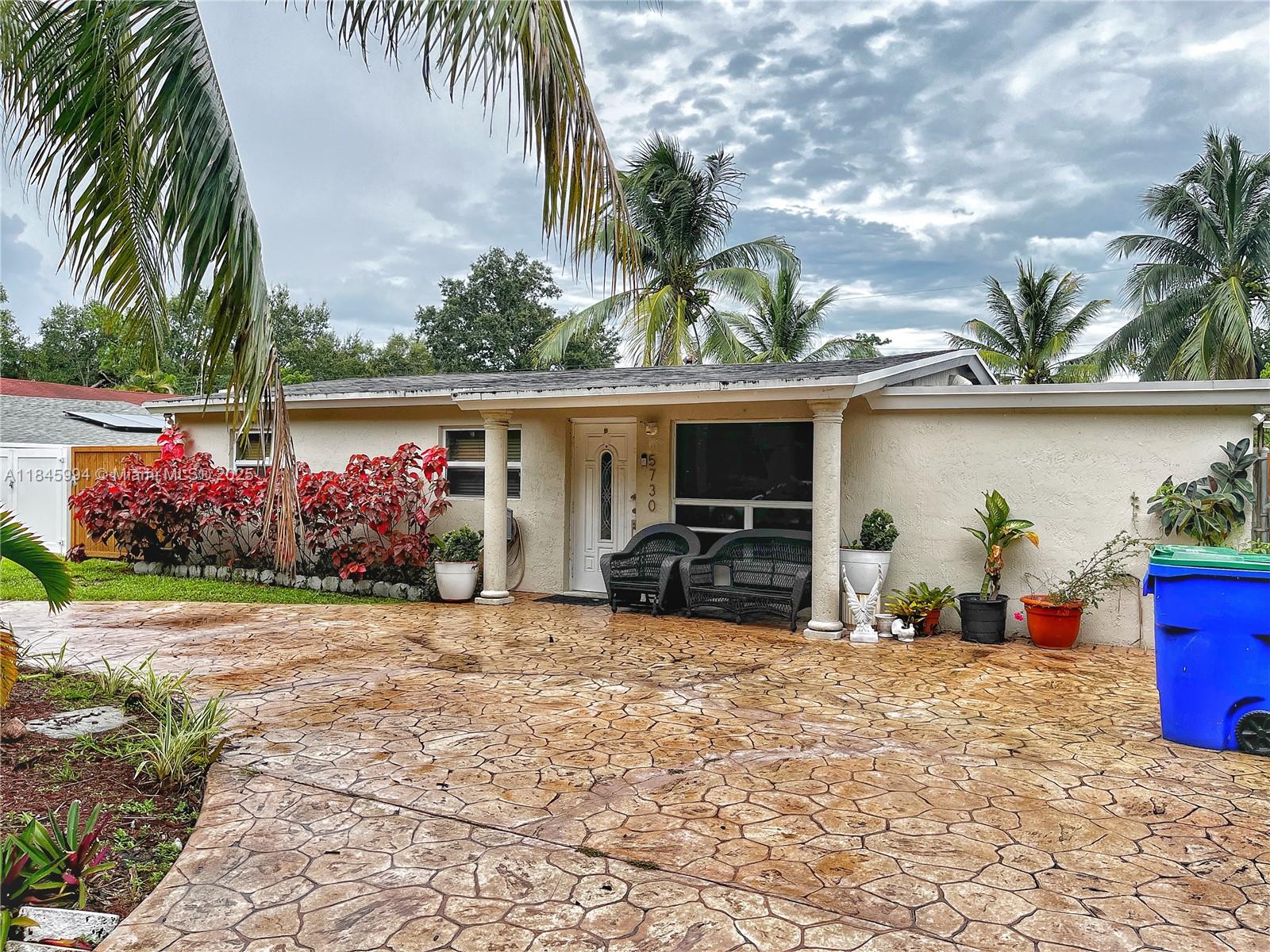 Rare Opportunity: FHA Assumable Mortgage at 3% – Save Potentially $223K!
Welcome to one of the largest lots in the neighborhood! This home sits on a spacious 7,795 sq ft lot—providing ample room for outdoor entertaining, gardening, or future expansion. Best of all, it's not in a flood zone, offering peace of mind and potential insurance savings.
One of the best features of this property is the current FHA assumable mortgage with an incredible 3.0% interest rate. With interest rates currently around 6.2%, this could mean huge savings for qualified buyers. Here's an ESTIMATE when comparing financing $325K (current mortgage):
Monthly Payment (P&I): $1,370 vs. $1,988 ? Save $617/month
Total Interest Paid: $169K vs. $392K ? Save $223K
More yard space and a smarter financial move