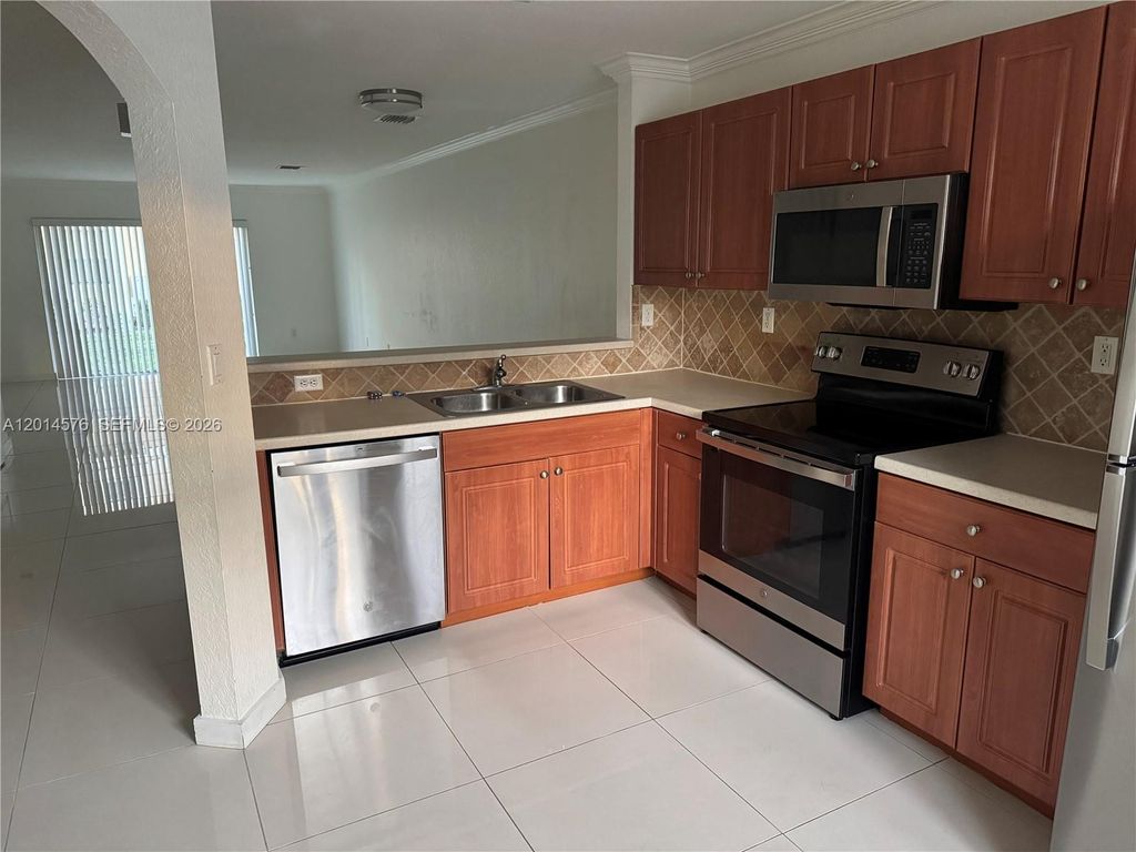 Photo of 3017 SW 129 Avenue #123, Miramar, FL 33027 (MLS # A12014576)