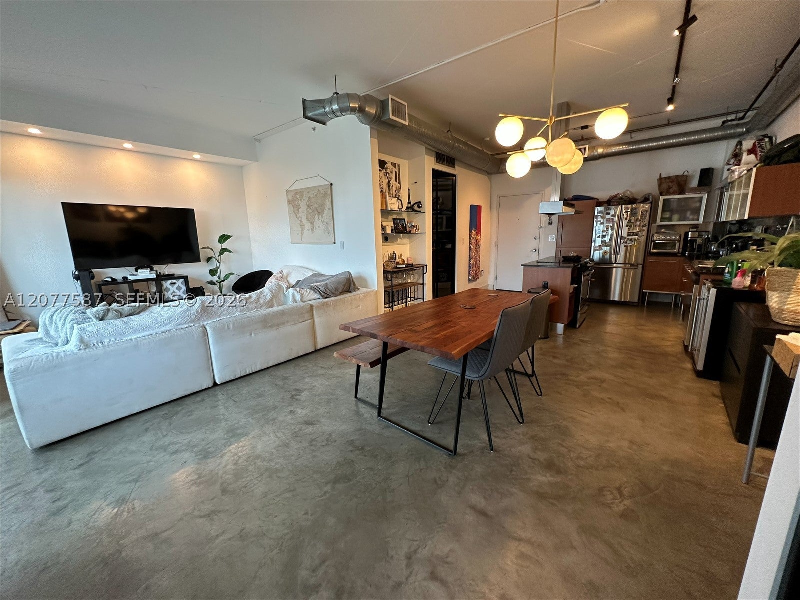 10 SW South River Dr PHI02, Miami FL 33130