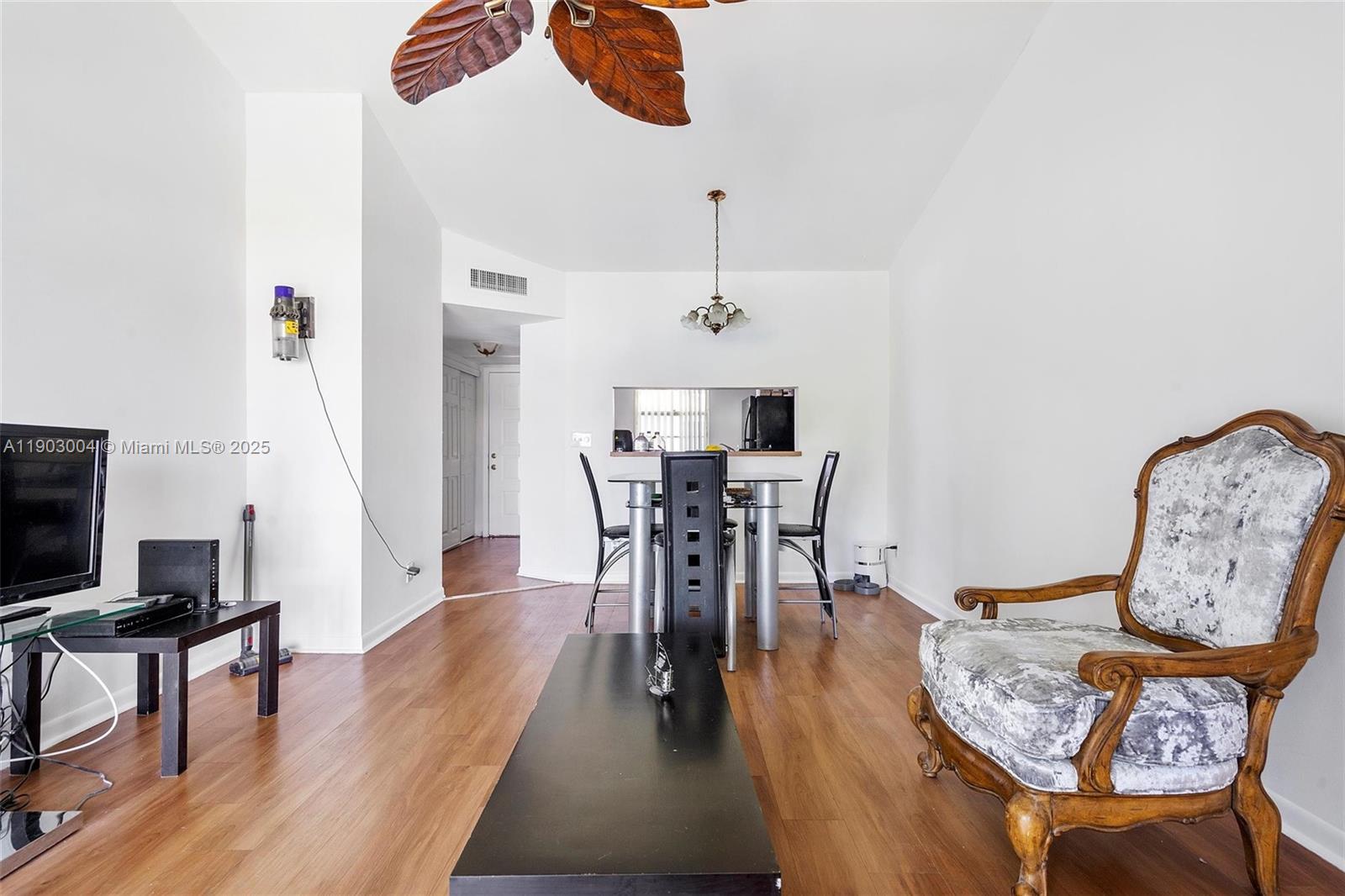 VIEWPOINTE CONDO - Residential