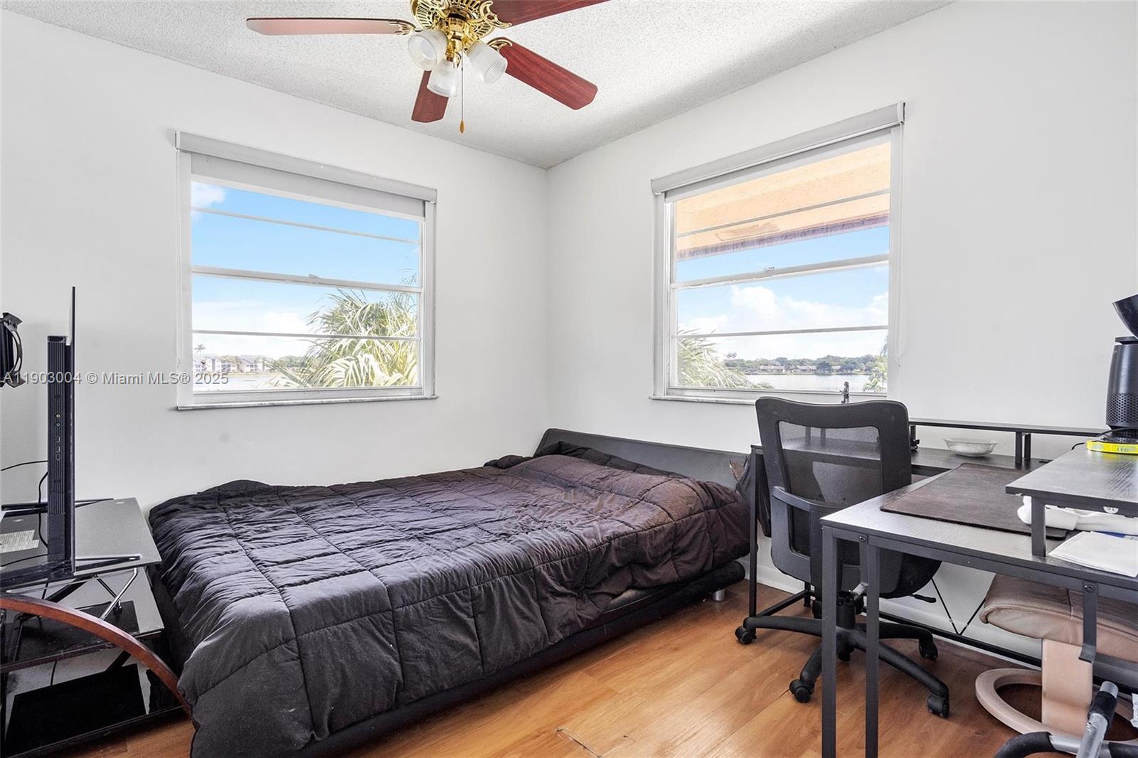 VIEWPOINTE CONDO - Residential