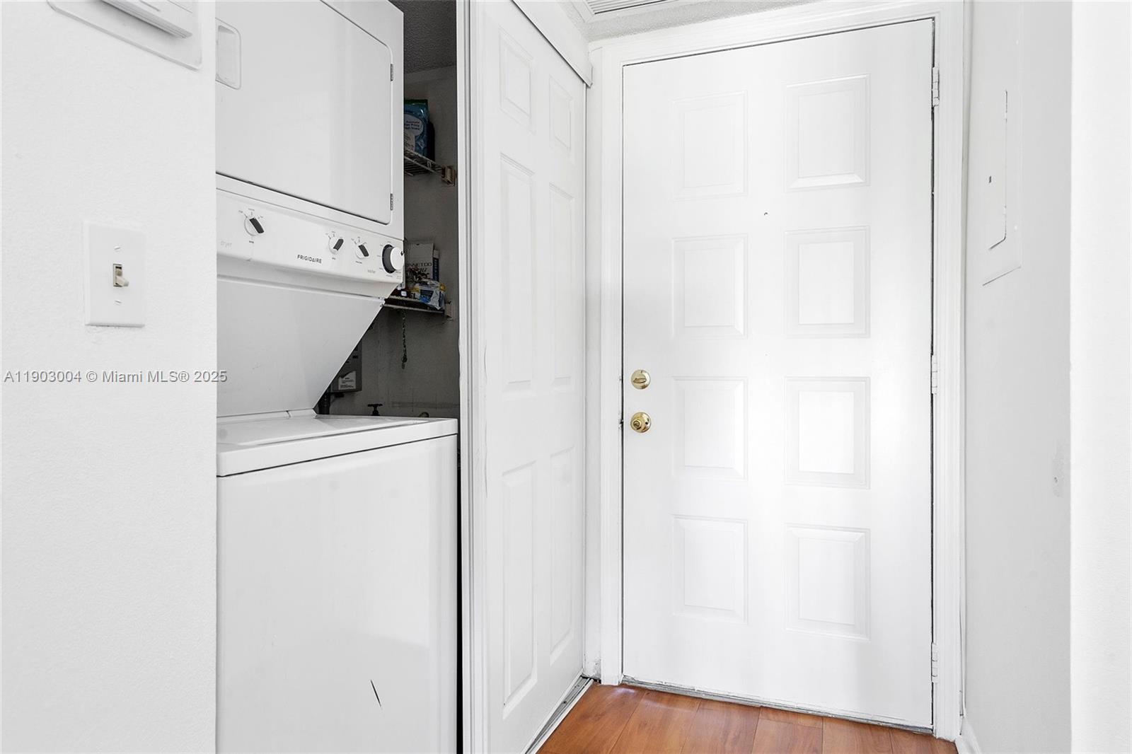 VIEWPOINTE CONDO - Residential