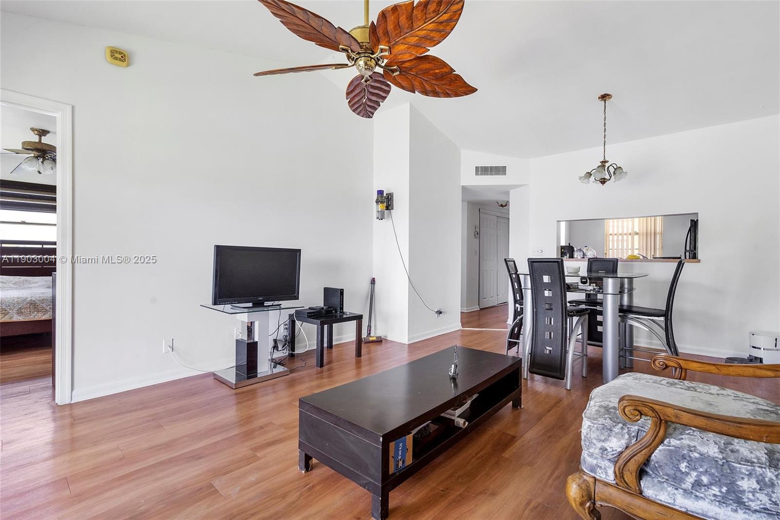 VIEWPOINTE CONDO - Residential