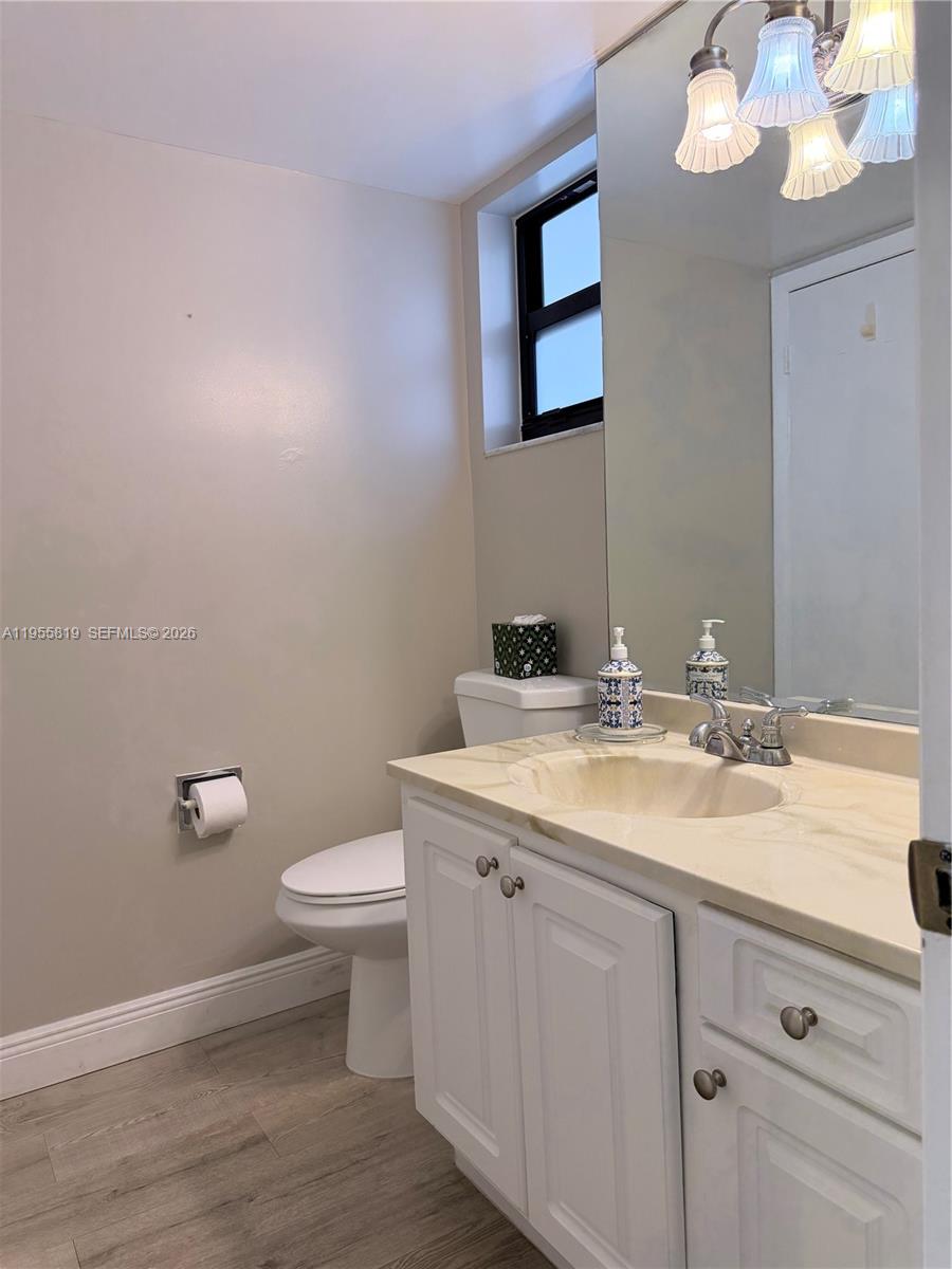 COLONY POINT 6 CONDO - Residential