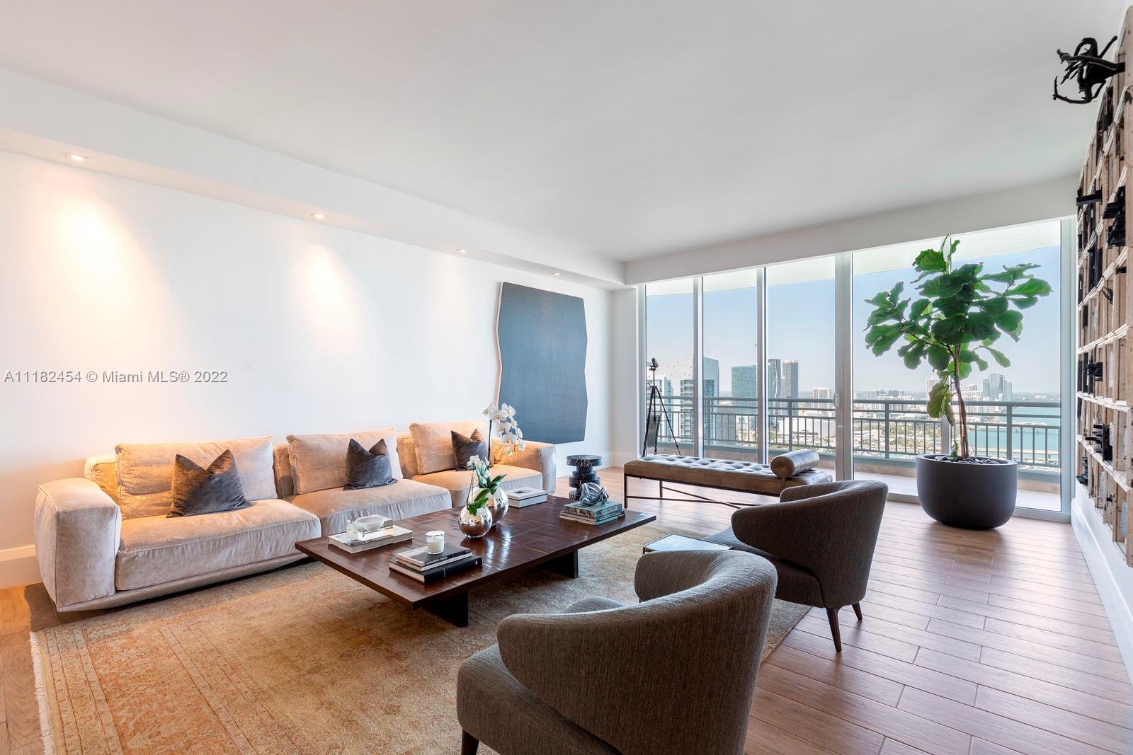 THREE TEQUESTA POINT COND - Residential